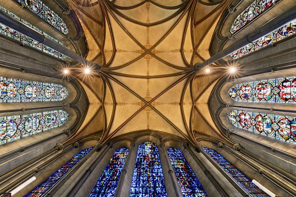 A Salisbury Cathedral tour offers unique perspectives.