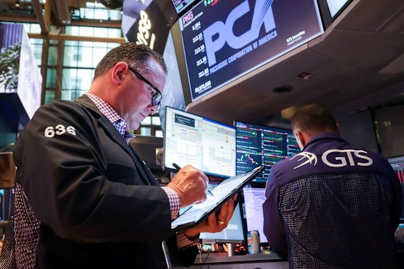 Wall Street climbed higher to close the week.