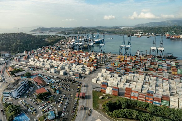 Hutchison’s ports sale includes assets located in the Panama Canal. 