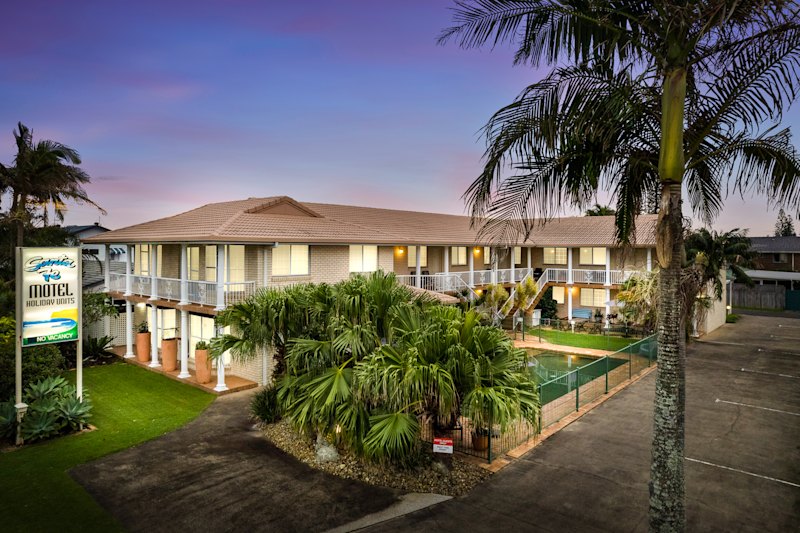 Santa Fe Motel & Holiday Units is for sale as vacant possession.
