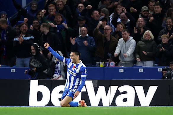  Brighton and Hove Albion’s Diego Gomez celebrates