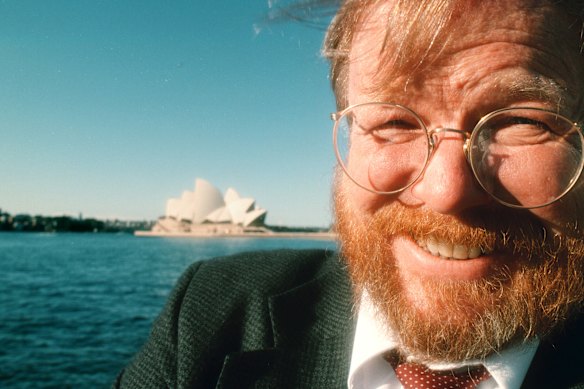 In 2000, Bryson turned his travel writing lens on Australia with <i>Down Under</i>.