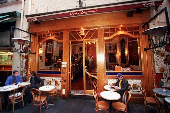 Cafe Segovia in 2001.