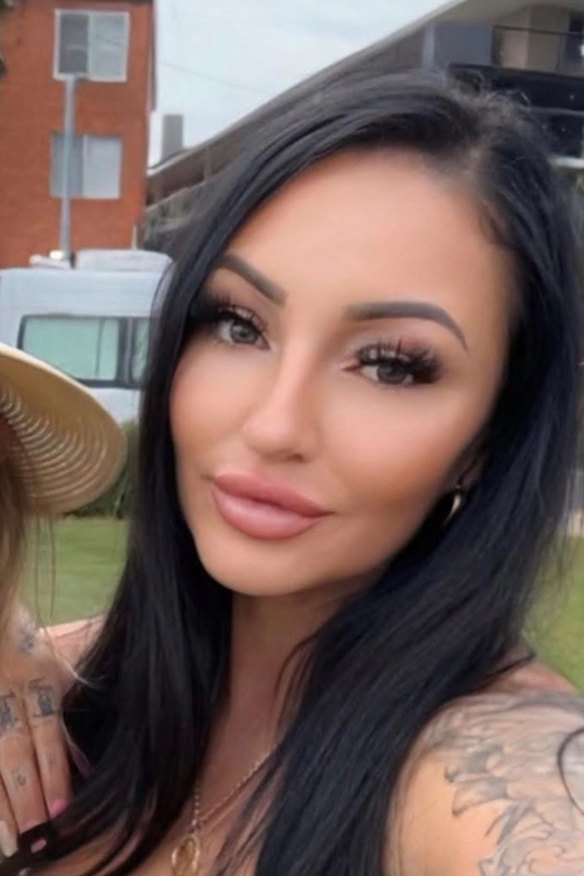 Carrissa Scholten, Tiffani’s mother.