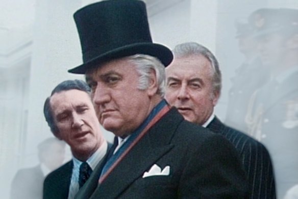 Top hat on a top rat. Kerr with Fraser (left) and Whitlam.