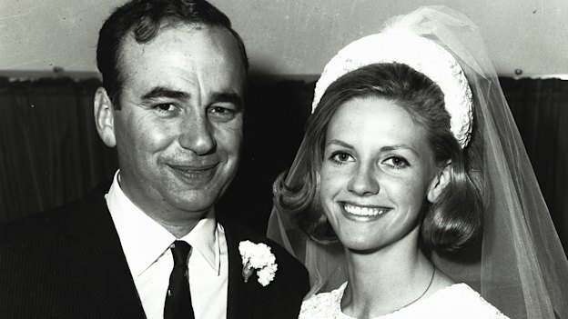 Rupert and Anna Murdoch in Crows Nest, Sydney, in April 1967.