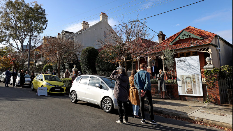 The auction for 54 Toxteth Road, Glebe, drew four bidders.