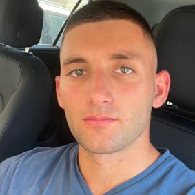 Matan Angrest, 22.