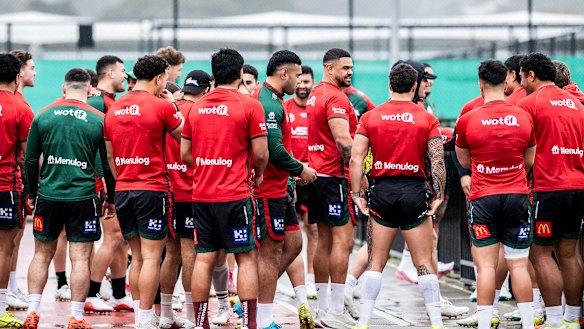 South Sydney are looking to continue their unbeaten run at Accor Stadium against the Warriors this weekend.