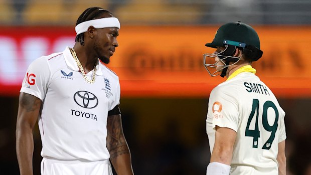 Jofra Archer and Steve Smith exchange barbs in a heated battle.