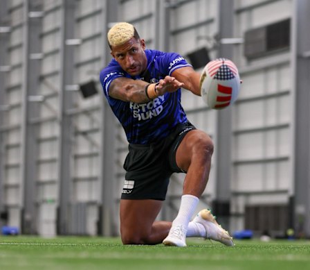 Bulldogs forward Viliame Kikau trains at the Las Vegas Raiders’ complex.