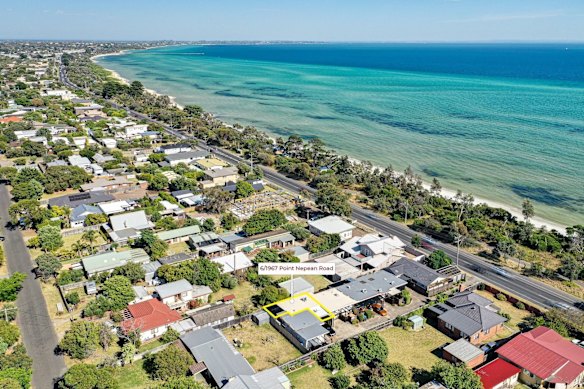 Tootgarook offers a lower median house price than Sorrento.