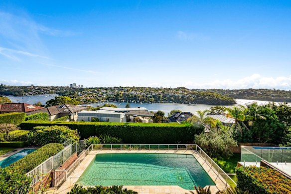 Houses in North Sydney and Mosman spend longer on the market, a median of 89 days.