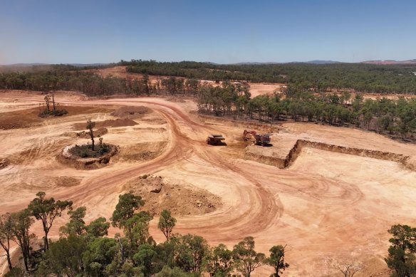 Alcoa’s mining operations in the Darling Ranges.