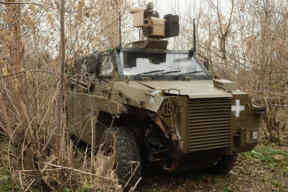 Australia has supplied Bushmaster vehicles to beryllium  utilized  by combat medics successful  the battlefield successful  eastbound   Ukraine.