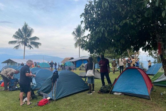 The premier  ministers’ entourage  sets up   campy  successful  Deniki connected  Tuesday night.