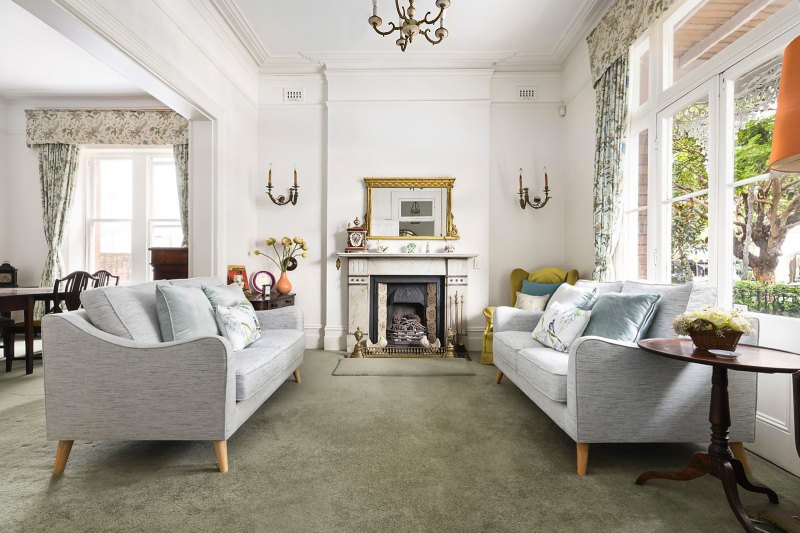 The tightly held Double Bay home has hit the market for the first time in six decades.