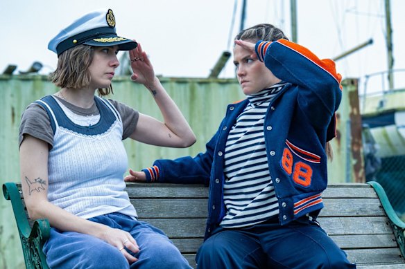 <i>Such Brave Girls</i> creator and writer Kat Sadler (left) and real-life sister Lizzie Davidson.