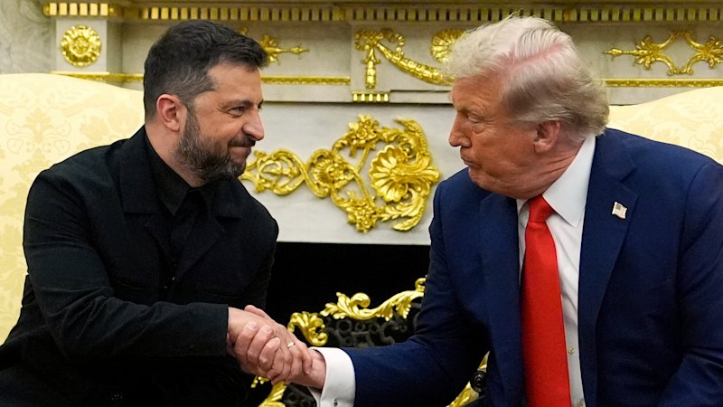 Volodymyr Zelensky says he will hold talks with Donald Trump in Florida on peace plan