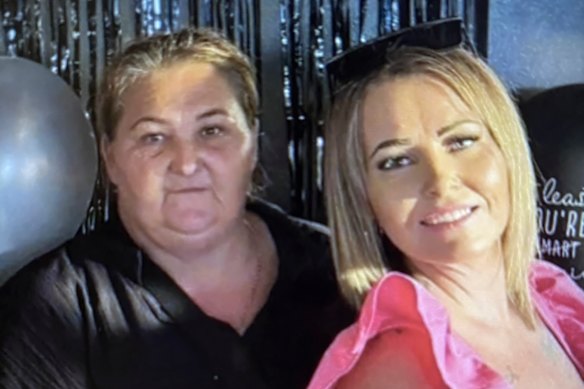 Despite a 12-year age gap, sisters Jessica and Caroline were extremely close. They are now buried just metres apart. 