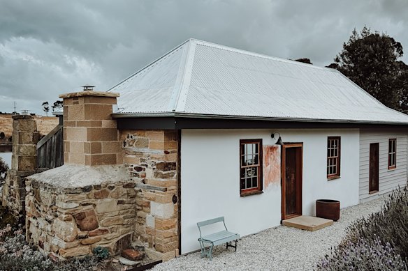 The Post House, Carlton River.
