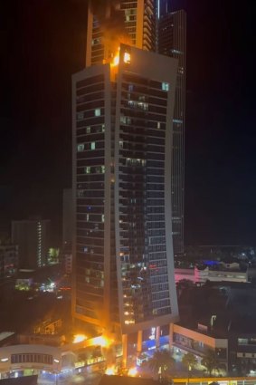 Las noticias en Facebook se incendiaron en Hilton en el paraíso el viernes por la mañana.