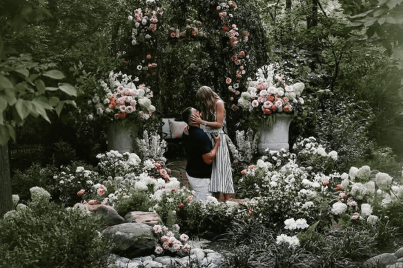 Taylor Swift and Travis Kelce got engaged.