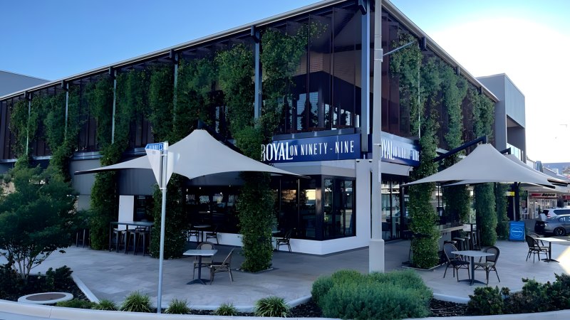 The Royal on Ninety-Nine hotel in Roma was acquired from The Waratah Hotel Group.