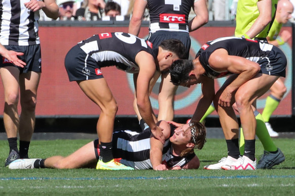 Concussed Magpie Nathan Murphy before he was subbed out of the 2023 grand final.