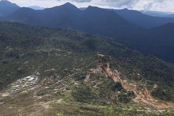 Augustus is “second-in-time” to develop the highly prospective Mt Kare gold project in Papua New Guinea, where historical exploration has identified five separate areas of mineralisation, some high-grade intercepts and “bonanza zones”.