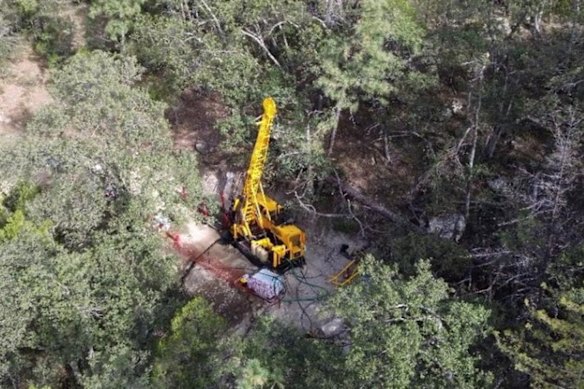 Drilling underway at Advance Metals’ Yoquivo gold project in Mexico’s world-class Sierra Madre belt.