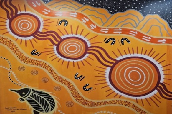 Anaiwan cultural mural at Larvotto Resources’ Hillgrove Hub. The artwork will feature on the Hillgrove high-vis work shirts. 