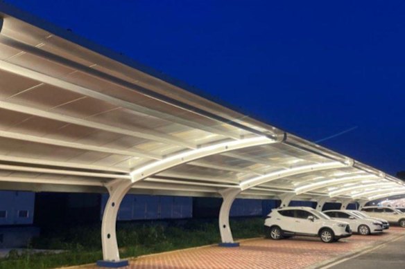 ClearVue Technologies’ Helios light-weight, modular solar carpark roofing.