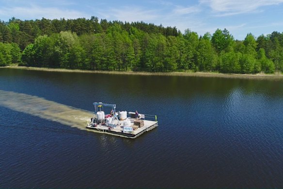 Phoslock Environmental Technologies seeding product being administered to a lake to bind pollutants to its phosphorous based cleaning product.