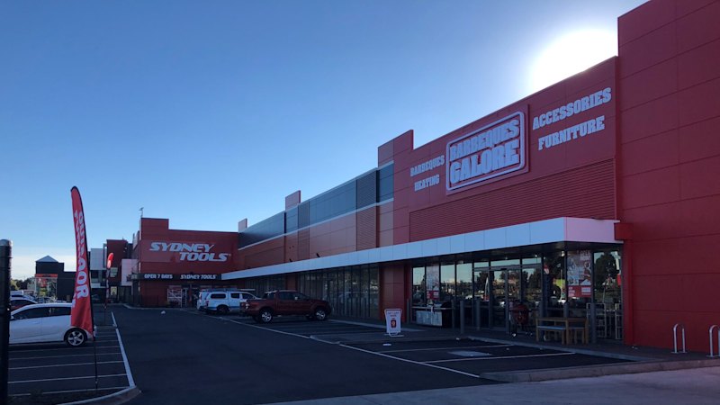 500 jobs hang in the balance as goes under