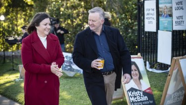 Labor leader Anthony Albanese and Labor candidate for Eden-Monaro Kristy McBain at Merimbula Public School on Saturday. 
