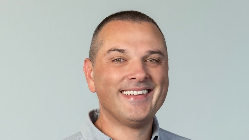 Anthropic Australia office opens as US AI giant appoints Theo Hourmouzis as general manager