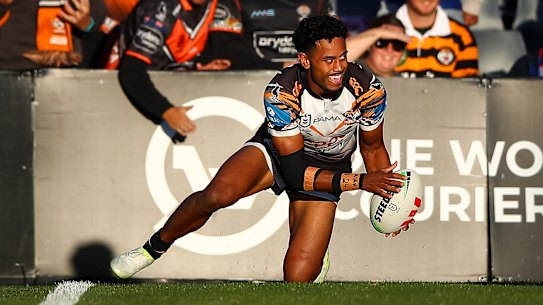 Jahream Bula crosses for one of two tries on Sunday.
