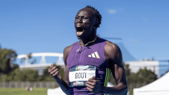 Gout Gout wins the men’s 200m final at the Australian Athletics Championship.