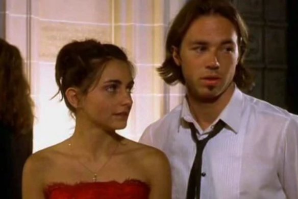 Pia Miranda as Josie and Kick Gurry as Jacob in Looking for Alibrandi.