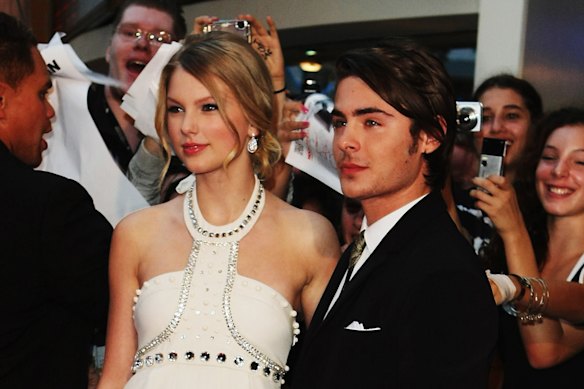 Taylor Swift wearing Jan Logan jewellery and a Rachel Gilbert dress at the Sydney premiere of “17 Again” with Zac Efron in 2009.
