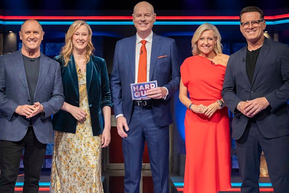  Battle of the Networks with (from left) Larry Emdur, Leigh Sales, Tom Gleeson, Angela Bishop and Karl Stefanovic. 