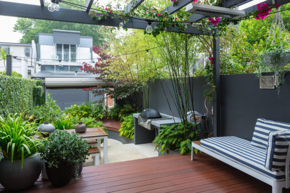 Composite timber deck, pergola and a small inner city courtyard garden.