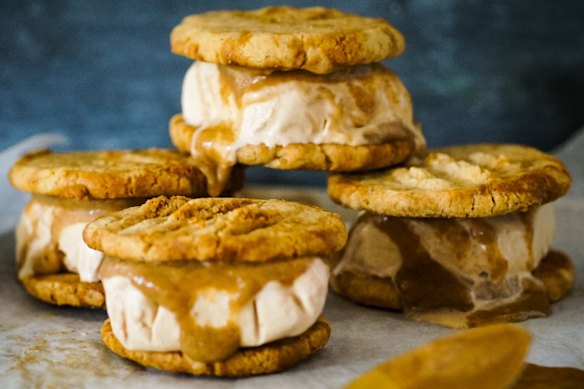 Ginger spice snaps with chai ice-cream and salted date caramel.