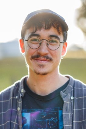 Author Lee Lai