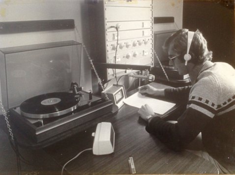 A presenter at 3MBS’s original Kew studios, circa 1976.