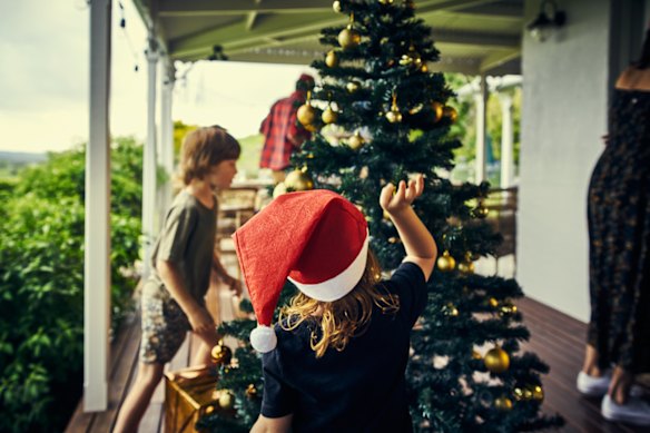 Australians will spend an average of $560 on presents this year.