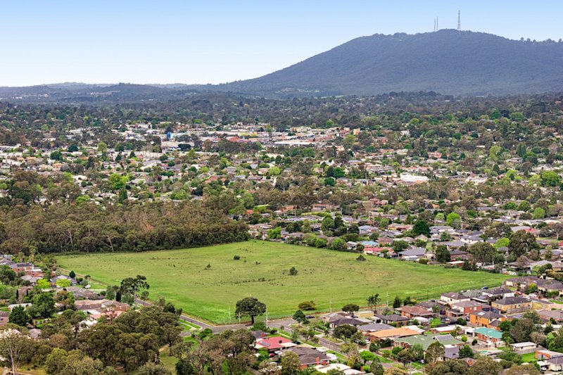 29 Norvel Road, Ferntree Gully.