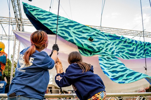  The Whale at the Arts Centre, Melbourne.