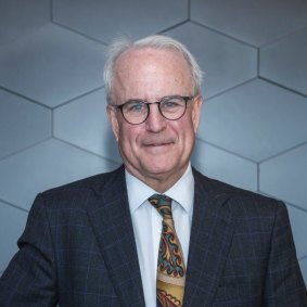 Altium chairman Sam Weiss has resigned after 17 years in the role.